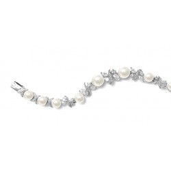 Baroness Bracelet - Luxurious Pearl & CZ 