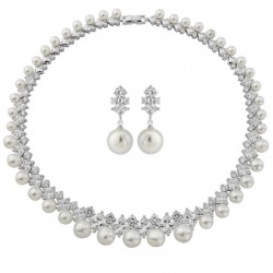 Statement Pearl Necklace Set